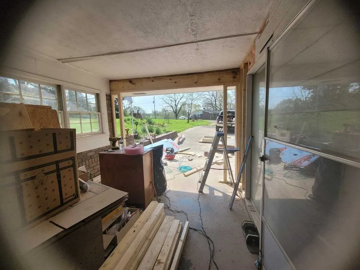 Air movers and dehumidifier for Water Mitigation Services in Covedale